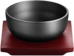 Cast Iron Dolsot Bibimbap Bowl with Wooden Base, 31 oz Korean Sizzling Rice Bowl, Heat-Retaining Hot Pot Bowl for Soup, Rice, Stew and Korean Cooking