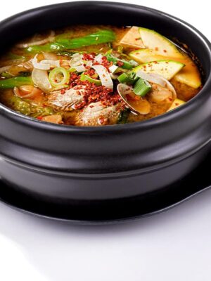 Korean Stone Bowl with Tray - Premium Ceramic Stone Hot Pot for Bibimbap Soup, Stews, and Rice - 37.1 oz Capacity - Dishwasher, Microwave, Oven, and Stovetop Safe